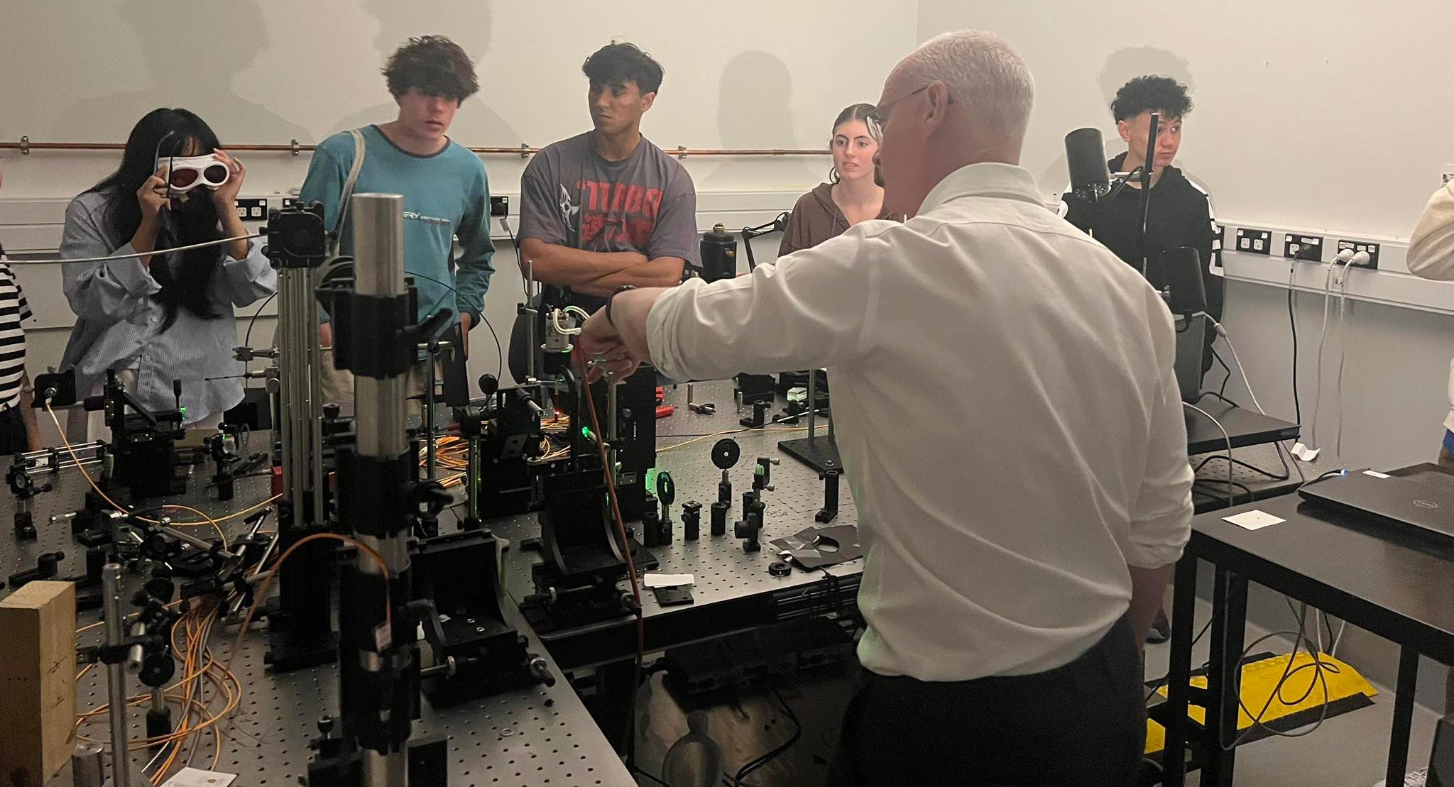 Keith Gordon with students at NanoCamp