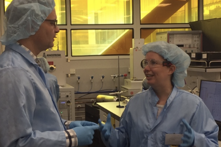 Climate Change Minister checks out climate mitigation materials research