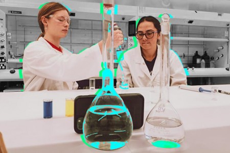 The free camp that encourages Māori and Pacific students to consider careers in science