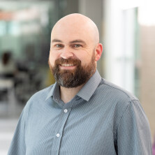Associate Professor Jon Kitchen