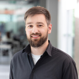 Dr Kai Sellschopp